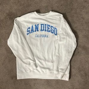 Garage crewneck